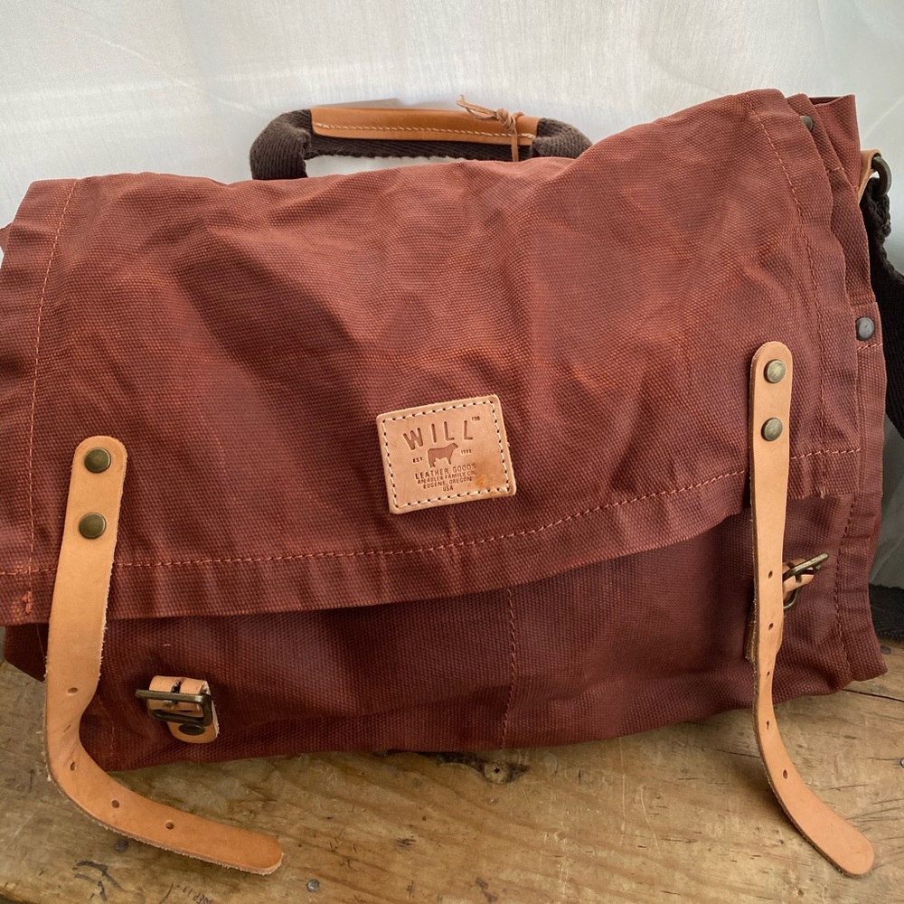 Will Leather Goods canvas and leather messenger
